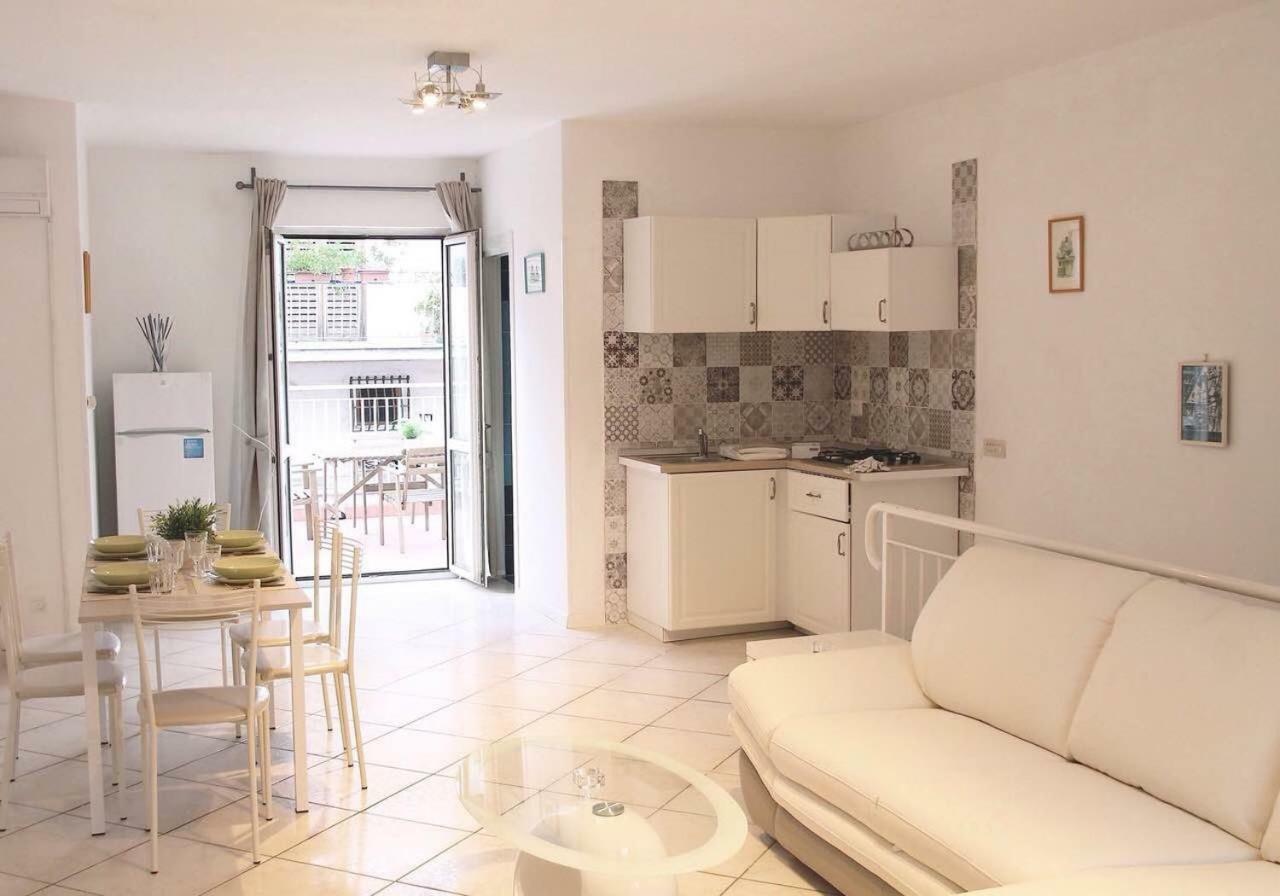 Cozy Sorrento Studio Bagian luar foto
